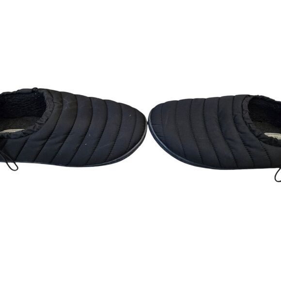 Men's Slippers - Picture 3 of 4